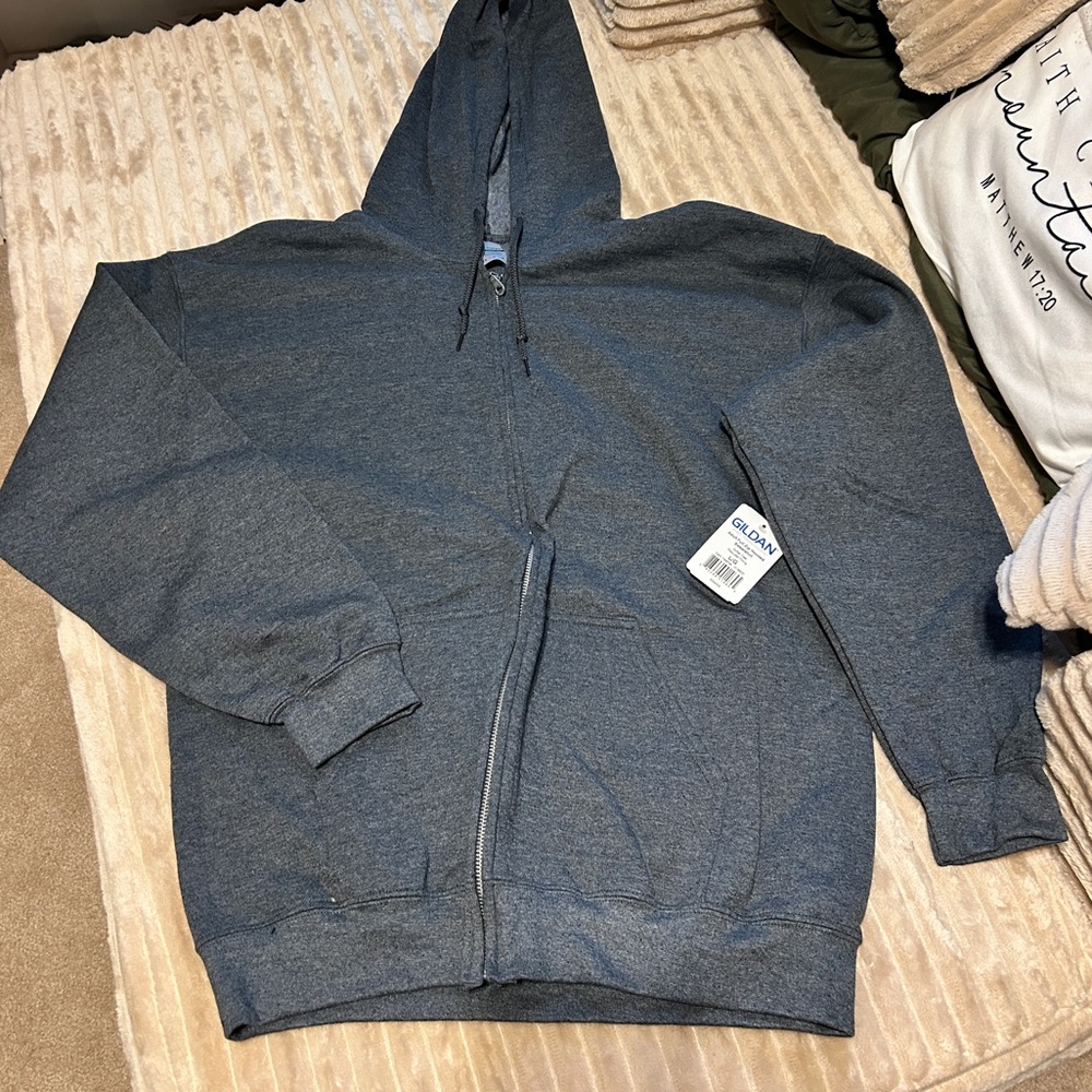 NWT Gildan Full-Zip Hooded Sweatshirt in Charcoal